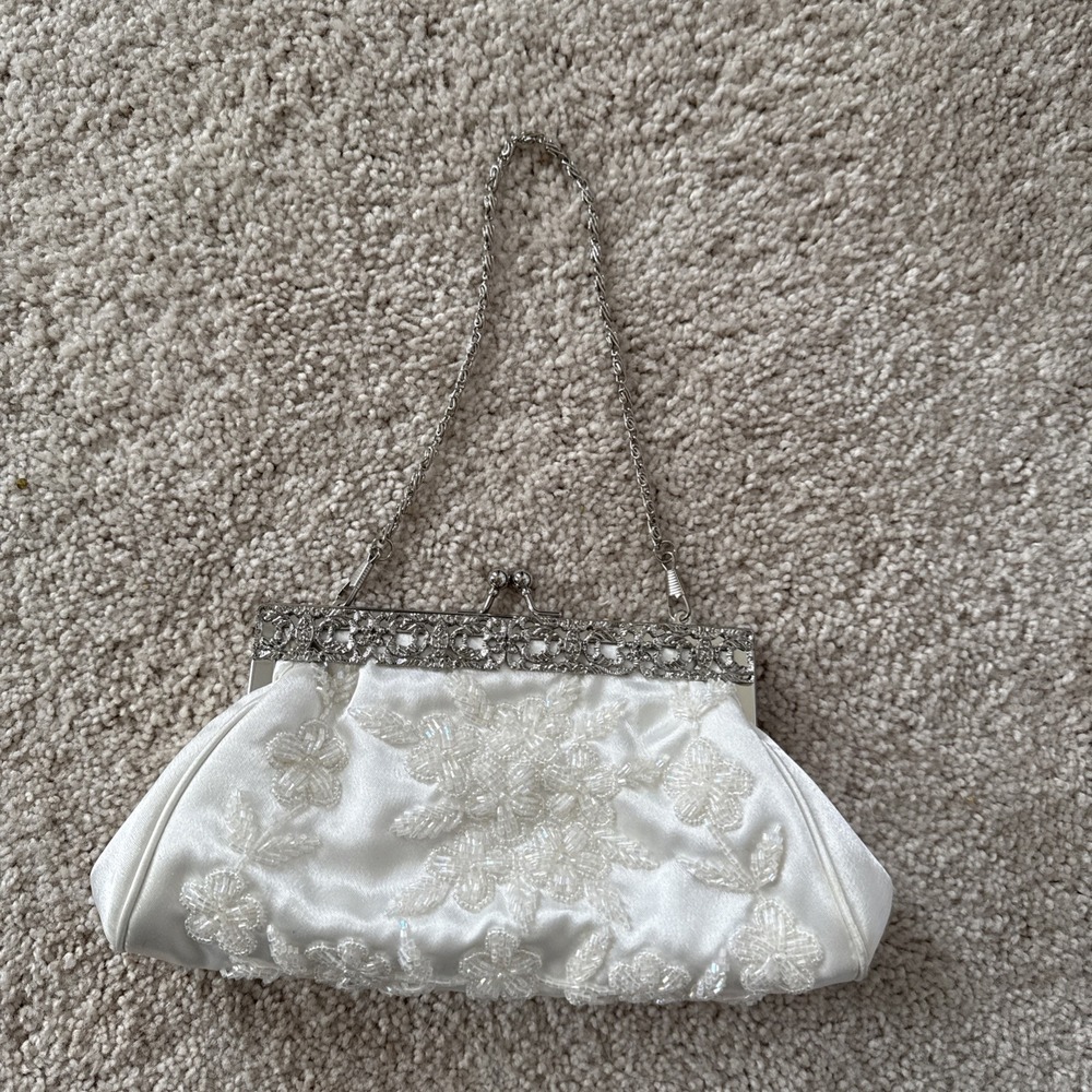 Vintage Purses
timeless!!